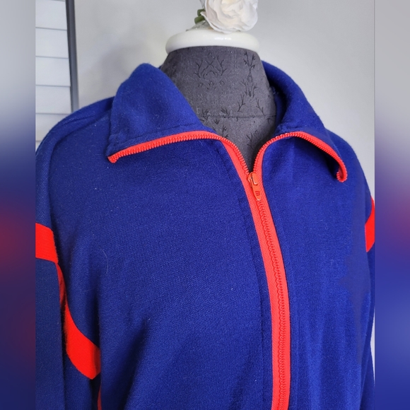 1970s Colorblock Dagger Collar Zip Front Jogger Jacket - Picture 3 of 10